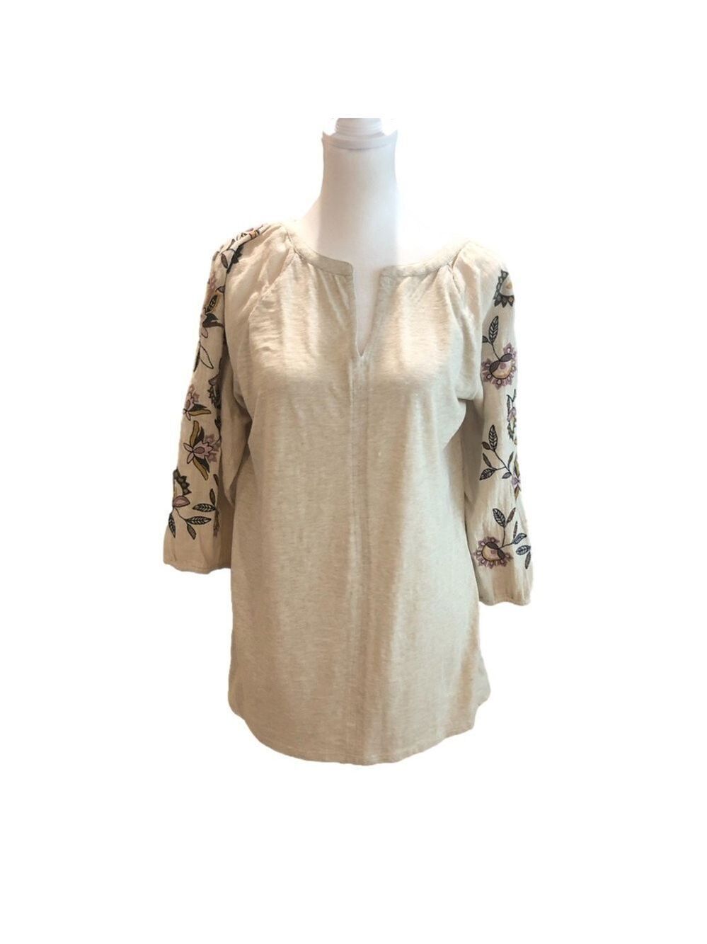 J Jill Size M petite oatmeal color top with embroidered sleeves v-neck